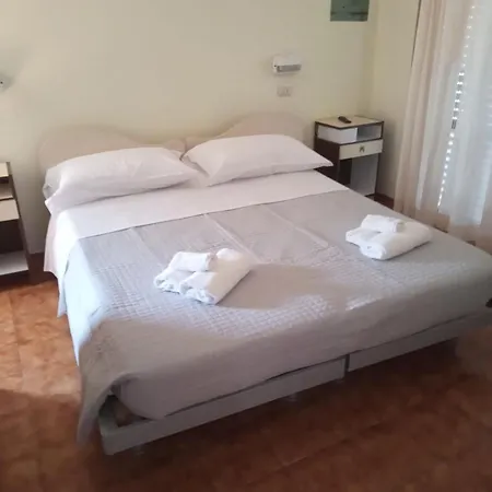 Bonaria Sul Mare Отель Римини